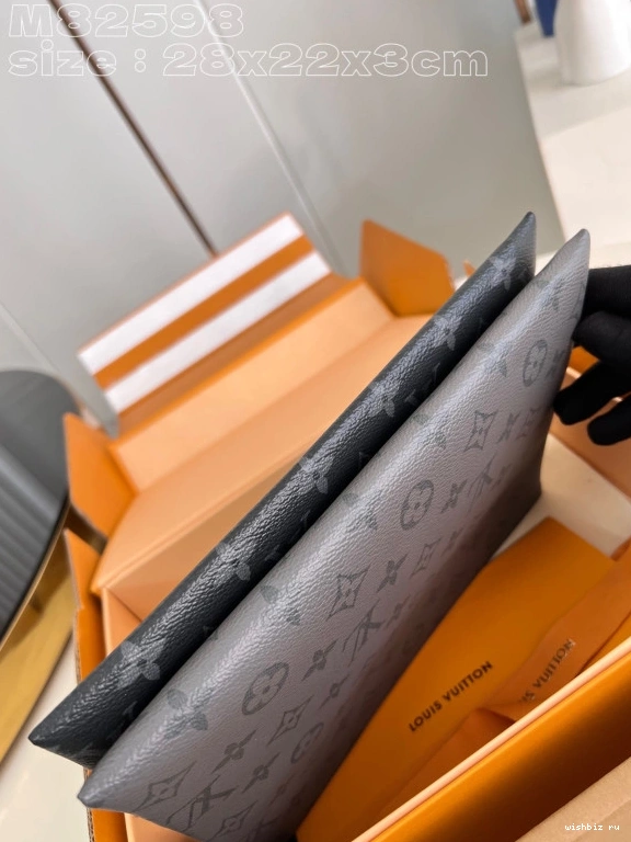 WIS S-LOCK VUITTON LOUIS POCHETTE 0227